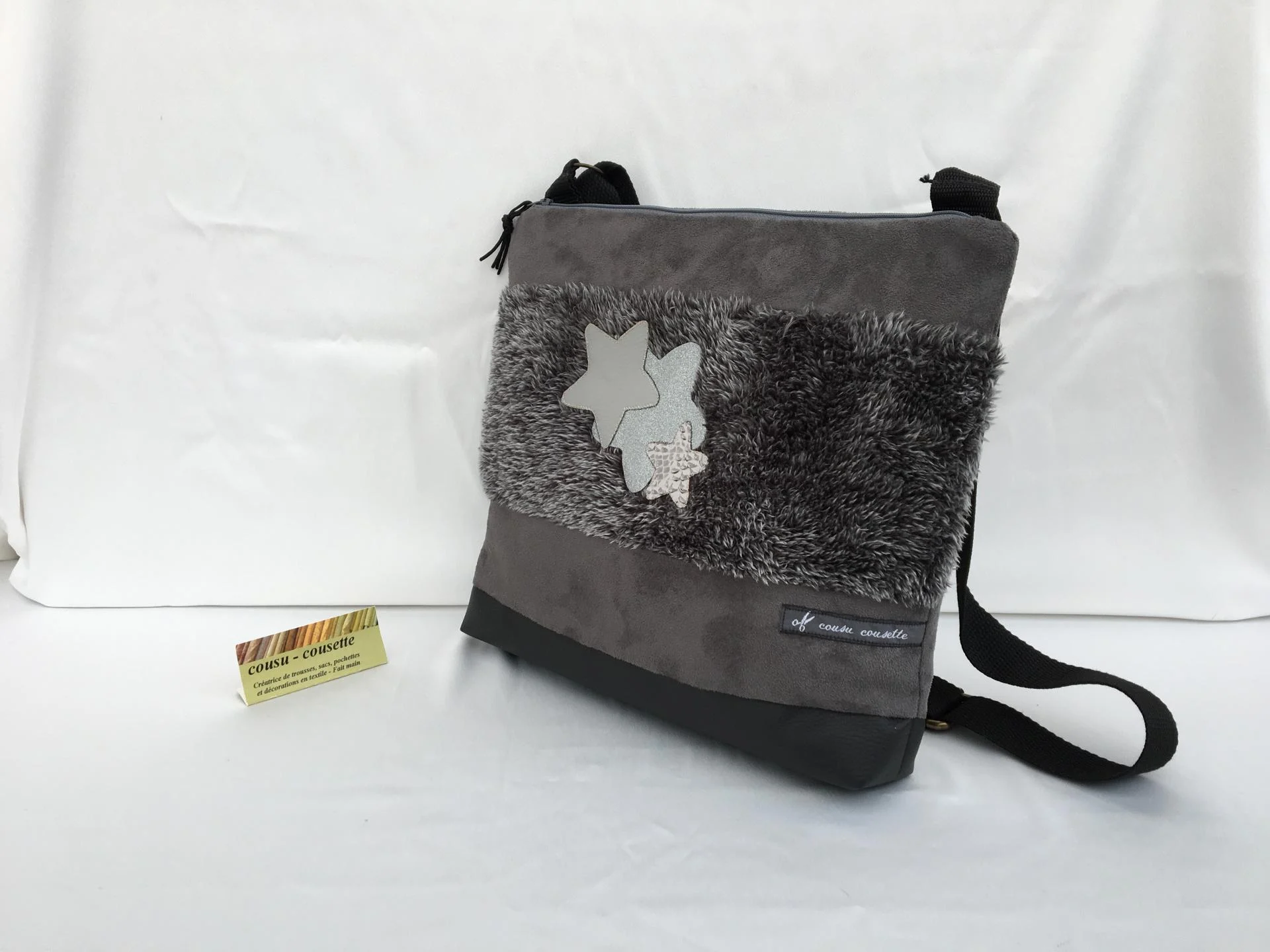 Bandoulière fourrure